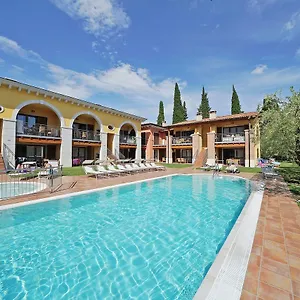 https://appartamenti-corte-leonardo.hotelinveneto.com